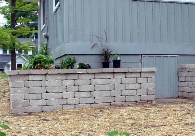 WI Retaining Wall Construction Services